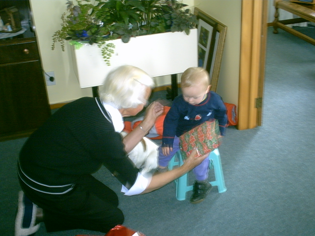 2004_Christmas/Tivoli Luke opening 3.jpg